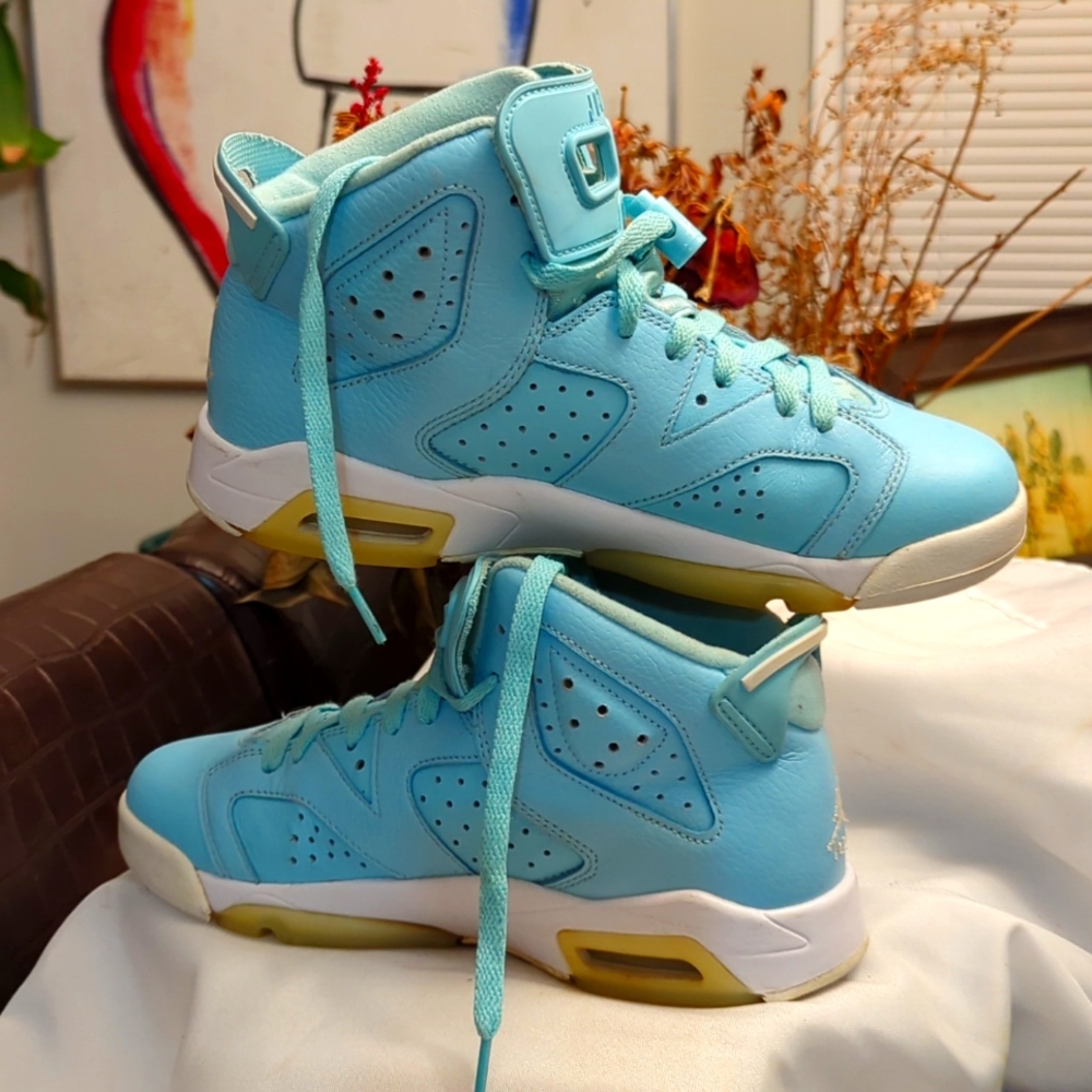 Jordan 6 retro UNC blue on white - Picture 5 of 11